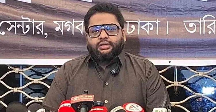 ১০০ দিনের জন্য ঢাকার দায়িত্ব চান নবীন পাঞ্জাবির মালিক নবীন হাশেমি