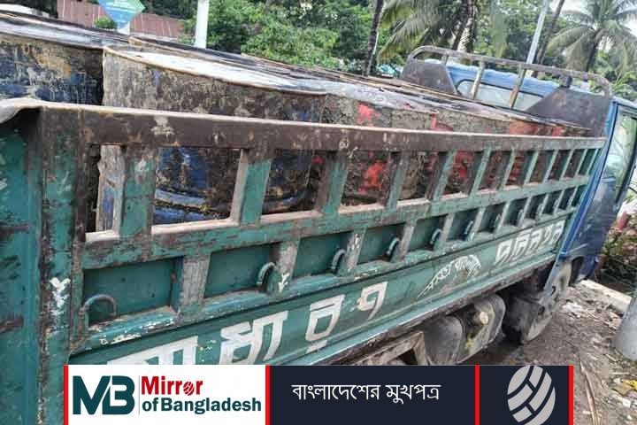 দুই ট্রাকে মিলল সাড়ে ৬ হাজার লিটার তেল, আটক ২
