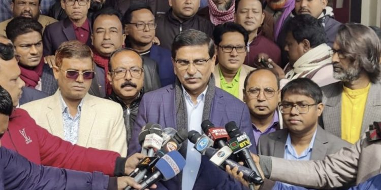 দ্রব্যমূল্য নিয়ন্ত্রণে রাখতে প্রয়োজনে কঠোর সিদ্ধান্ত নেবে সরকার : হানিফ