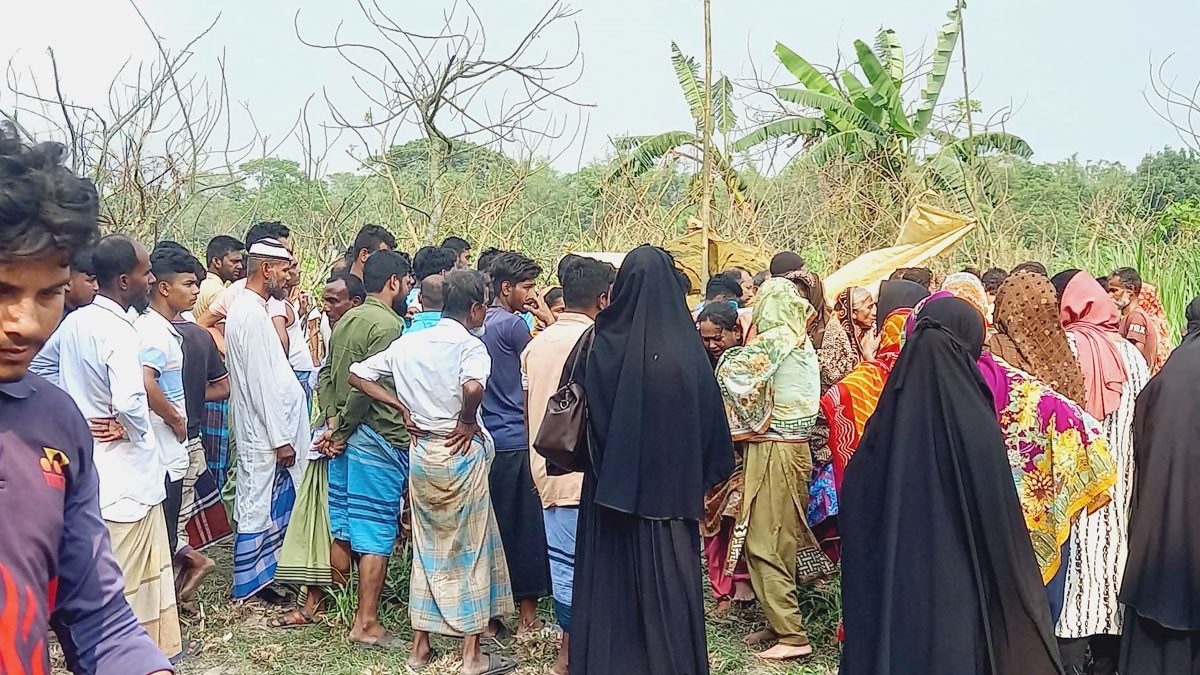 নরসিংদীতে কৃষককে গলা কেটে হত্যা