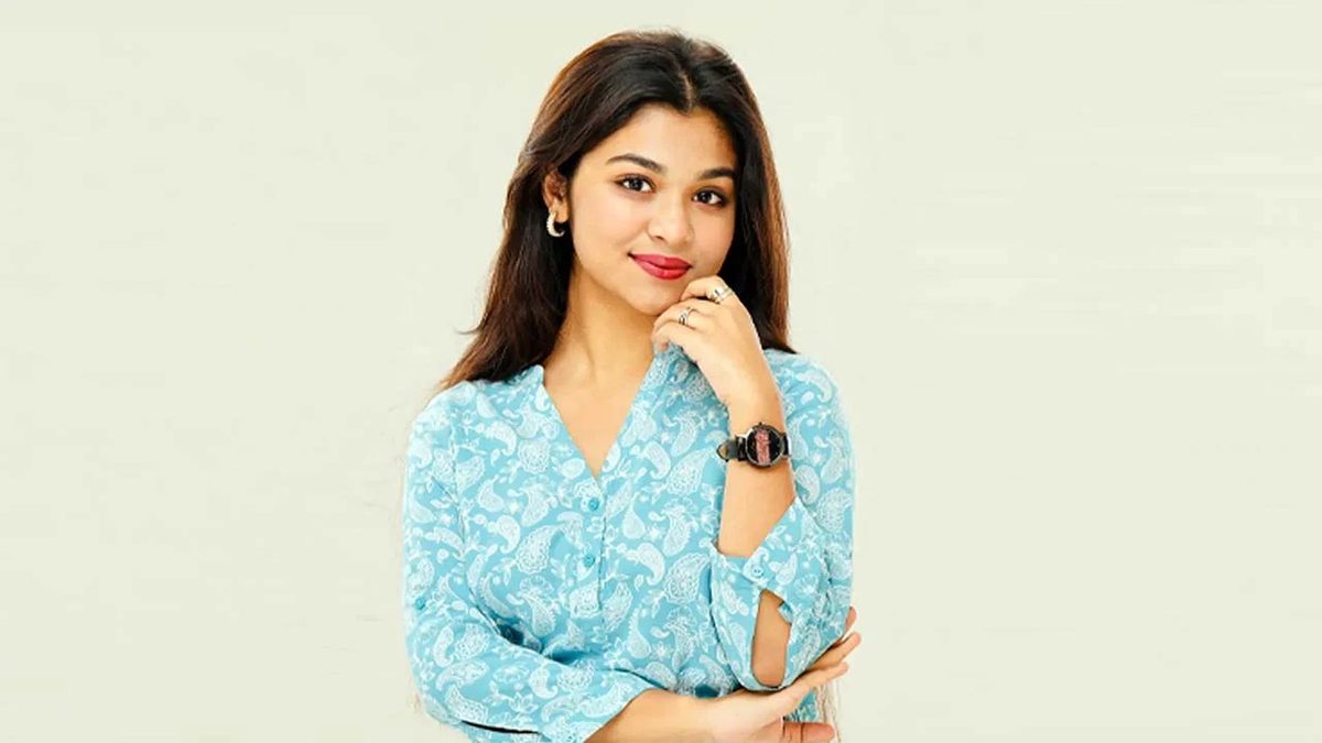 দ্বীনের পথে চলতে অভিনয় ছাড়লেন অভিনেত্রী