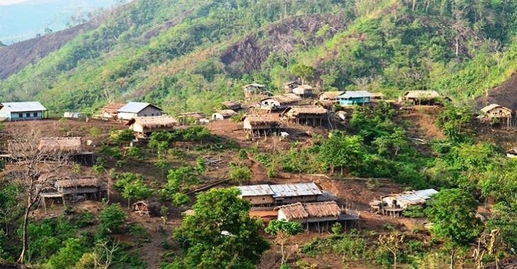 টেকনাফে পাহাড় থেকে ১৭ শ্রমিক অপহরণ
