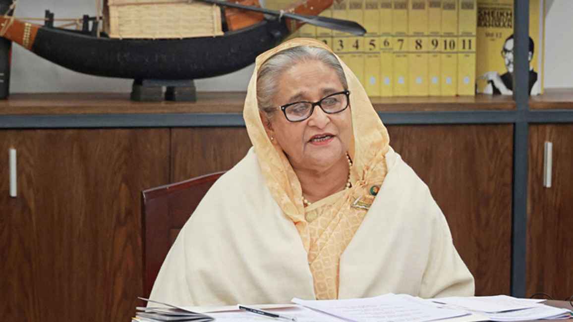 ৮০ মণ ধান বিক্রি করে ৯৬ হাজার টাকা আয় করলেন প্রধানমন্ত্রী