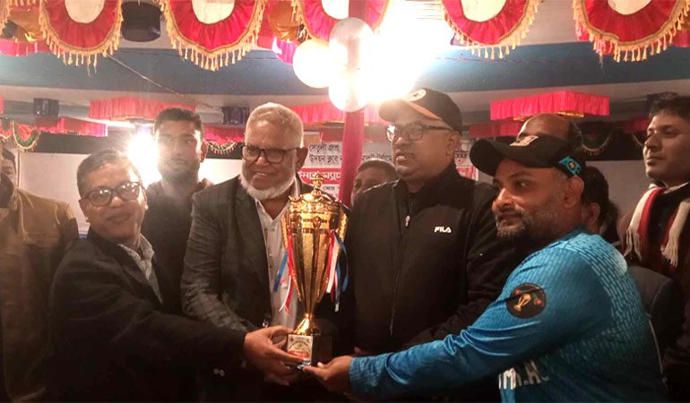 জামালপুরে নাইট ক্রিকেট টুর্ণামেন্টের ফাইনাল অনুষ্ঠিত