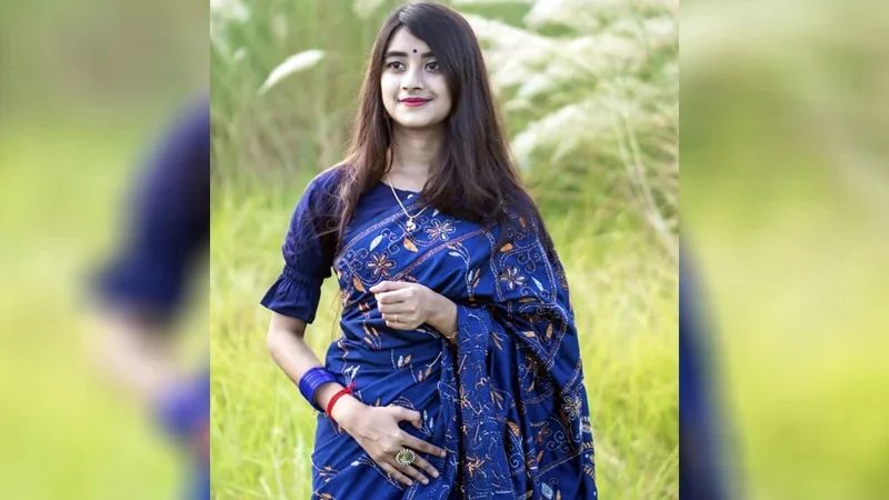 তরুণীর চিরকুট,পদ্মা নদীতে ঝাঁপ দিয়ে তরুণীর আত্মহত্যা