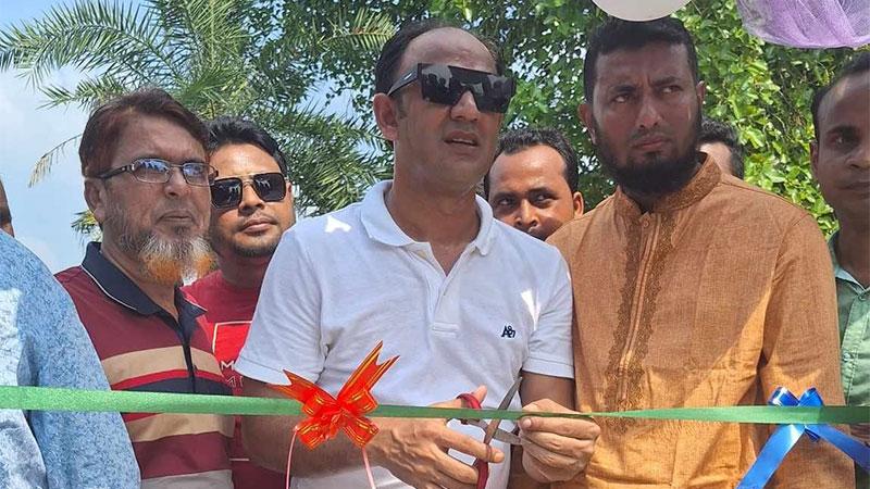 কুষ্টিয়ায় ৪৮তম ব্রিজ উদ্বোধন করলেন ব্যারিস্টার সুমন
