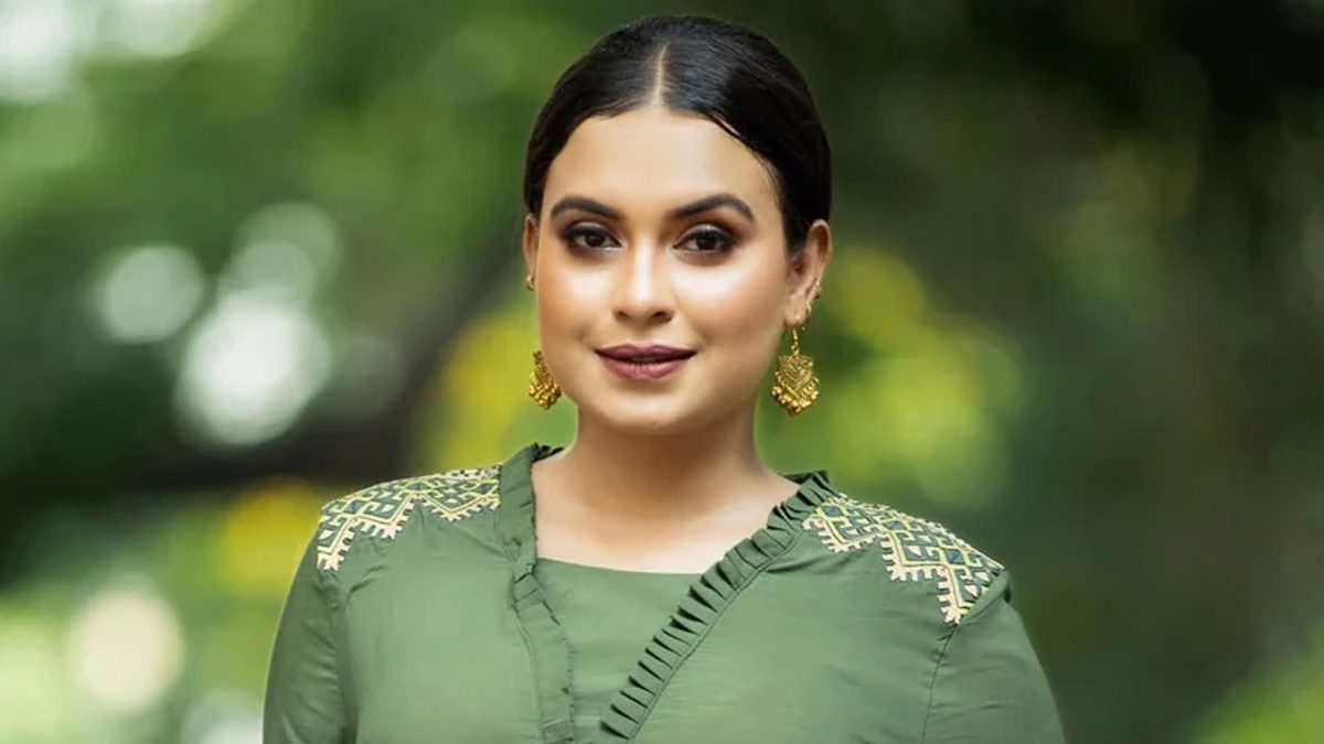 অভিনেত্রী রিধিকার মৃত্যুর ঘটনায় প্রেমিক গ্রেপ্তার