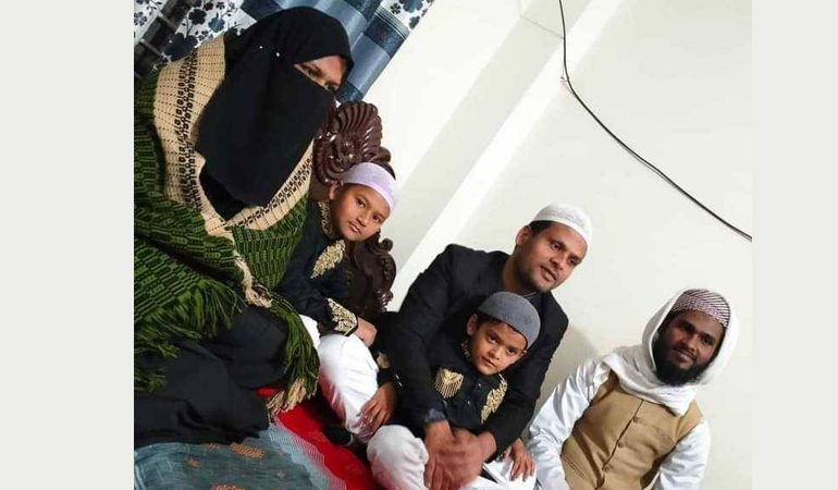 একই পরিবারের ৭ সদস্যের ইসলাম ধর্মগ্রহণ