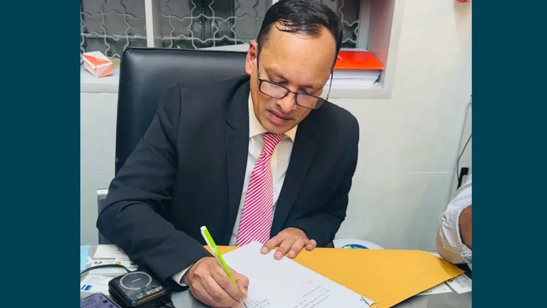 অ্যাটর্নি জেনারেলের দায়িত্ব গ্রহণ করলেন ব্যারিস্টার রুহুল কুদ্দুস কাজল