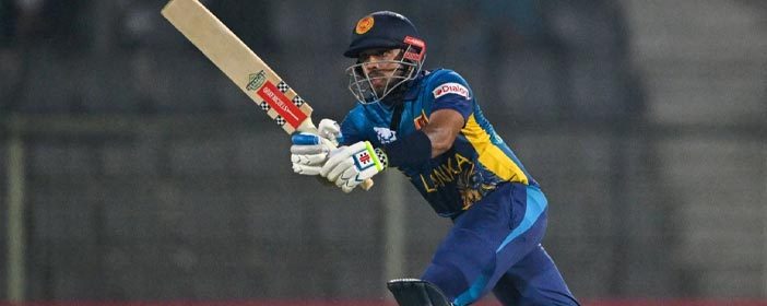 Great batting by both Mendis in the powerplay