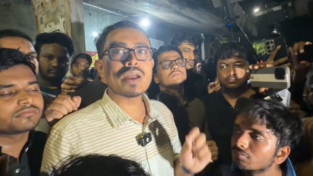 বেঁচে থাকতে ক্যাম্পাসে সন্ত্রাস কায়েম হতে দেব না: ডাকসু ভিপি