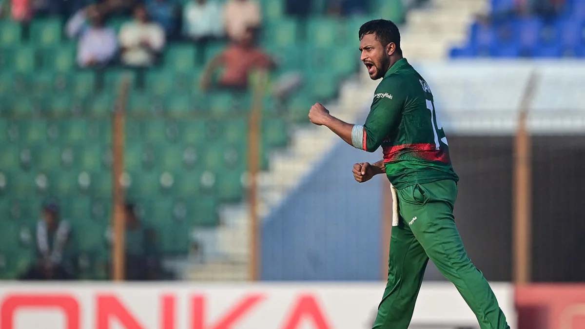 এবার রাজত্ব হারালেন সাকিব