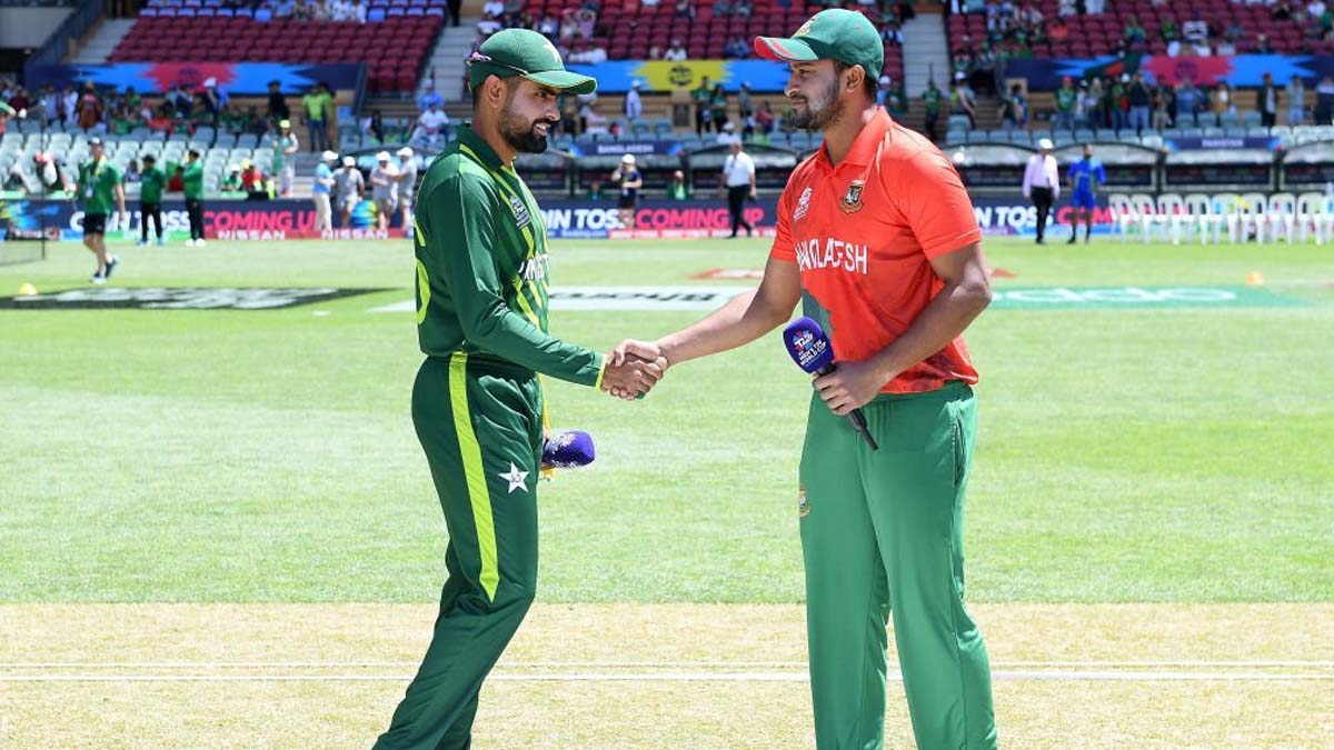 পাকিস্তানের বিপক্ষে টসে জিতে ব্যাটিংয়ে বাংলাদেশ, একাদশে পরিবর্তন