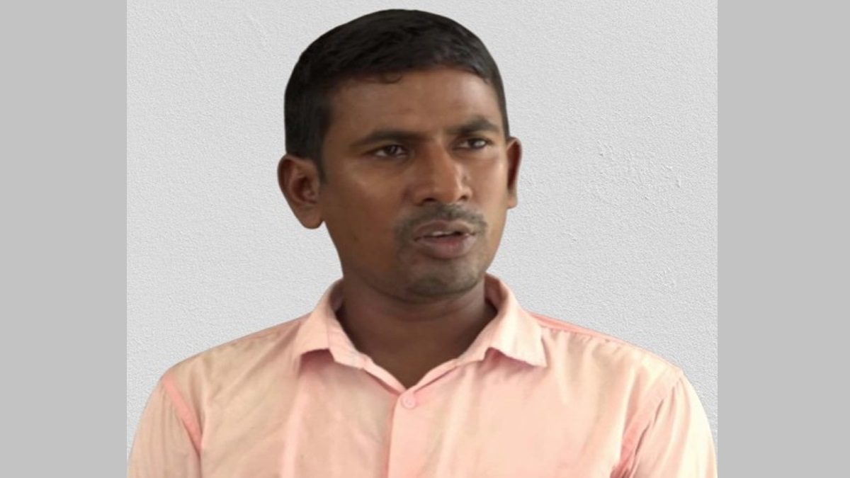 একসঙ্গে দুইটি সরকারি প্রতিষ্ঠানে চাকরি করছেন গোপালগঞ্জের সোহাগ