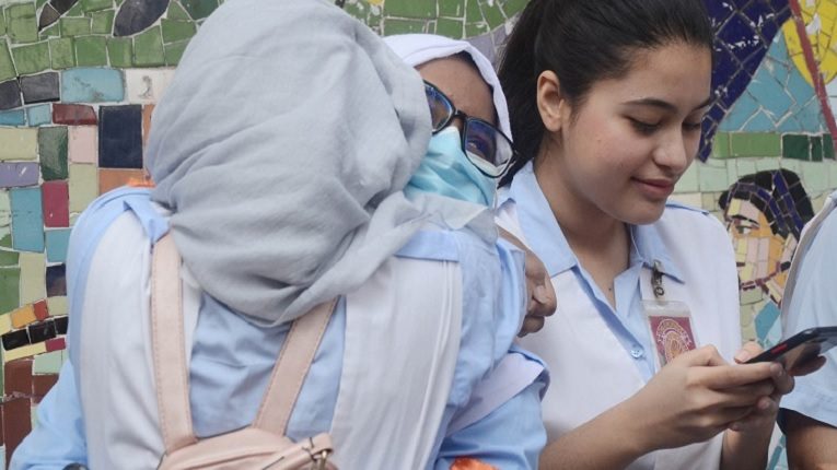 এসএসসির ফল প্রকাশ রবিবার, জানবেন যেভাবে