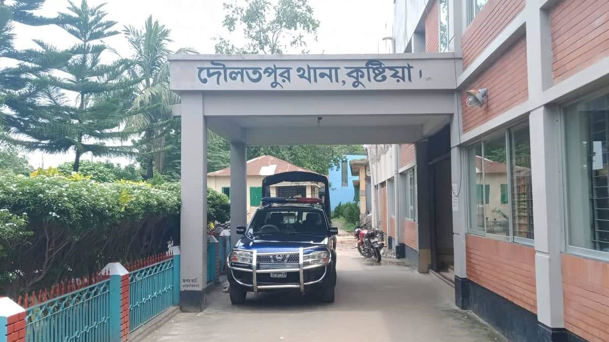 চাচাতো ভাইয়ের লাঠির আঘাতে ব্যবসায়ীর মৃত্যু, আটক ১