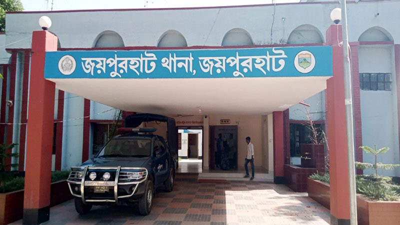 বাঁশঝাড় থেকে ব্যবসায়ীর ঝুলন্ত মরদেহ উদ্ধার