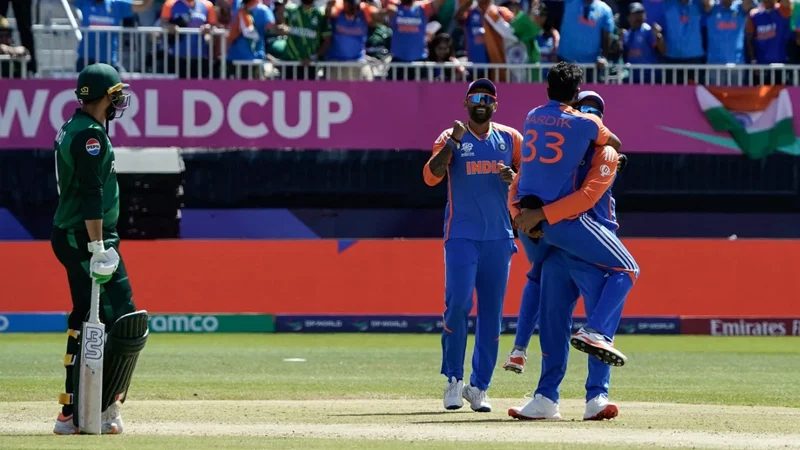 শ্বাসরুদ্ধকর ম্যাচে ভারতের দুর্দান্ত জয়,বিদায় ঘণ্টা বাজল পাকিস্তানের!