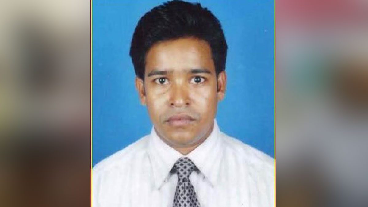 চাঁদা না দেওয়ায় প্রধান শিক্ষককে মারধর