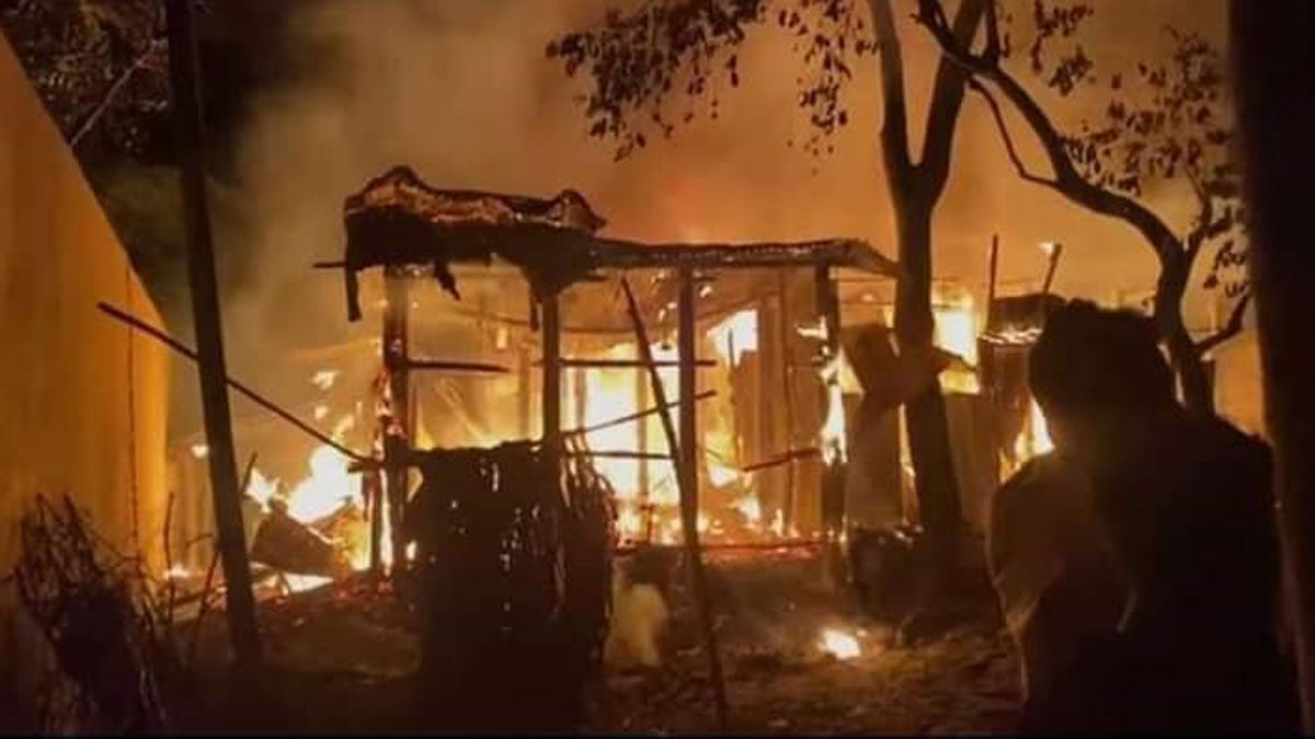 চকরিয়ায় আগুনে পুড়ে ঘুমন্ত শিশুর মৃত্যু