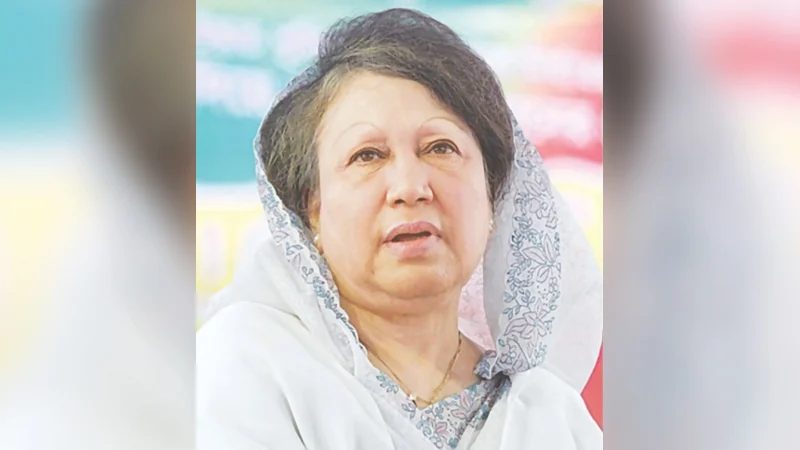 খালেদা জিয়ার অবস্থার কিছুটা উন্নতি, মাঝেমধ্যে কথা বলছেন