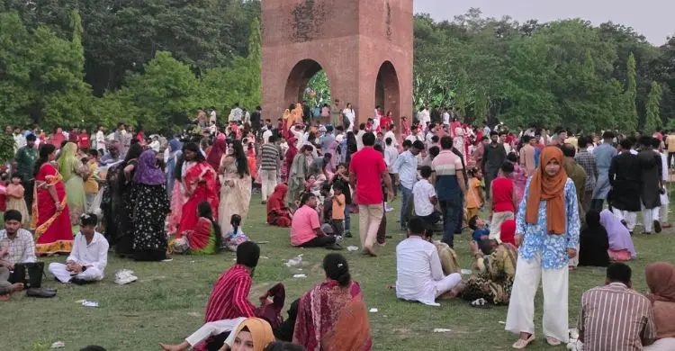 জাবিতে নিরাপত্তা সংকট: প্রশাসনের পাশাপাশি দায় কার?