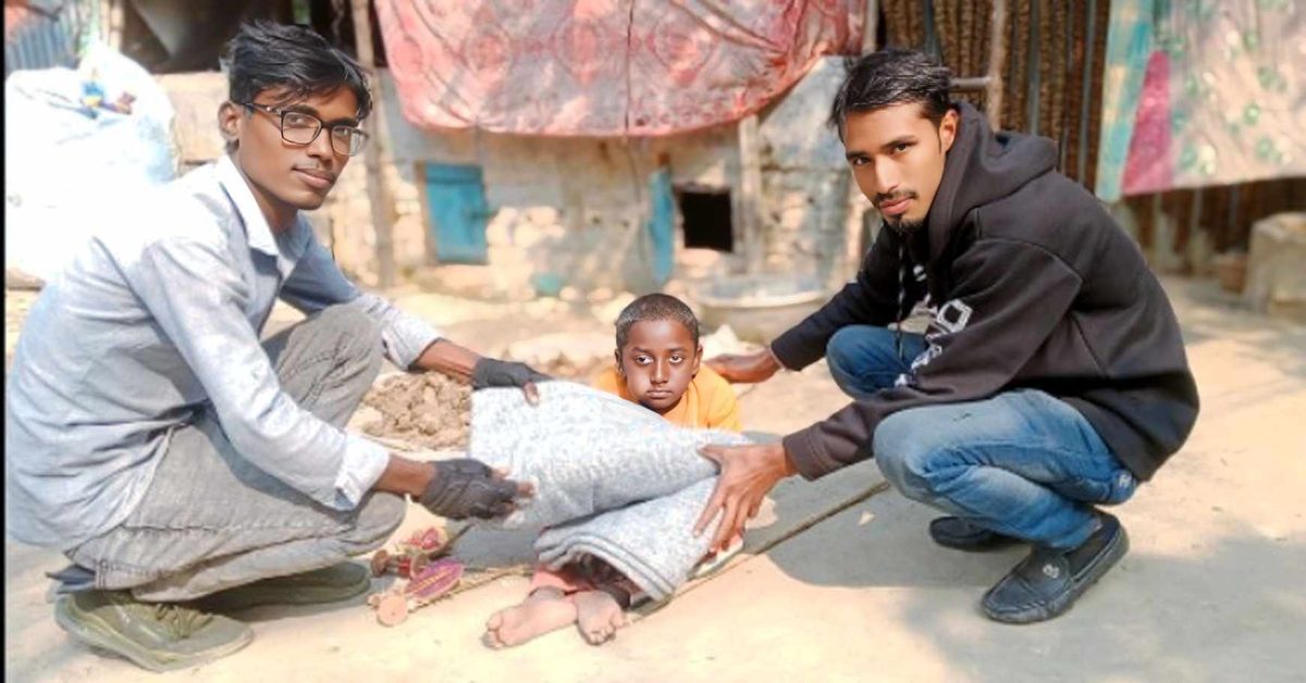 কুমারখালীতে শীতার্তদের মাঝে শীতবস্ত্র বিতরণ করলো 'আমার অধিকার ফাউন্ডেশন'