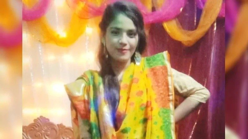 ‘আব্বু-আম্মু ক্ষমা করে দিও,আমার জীবনে কিছু নেই’