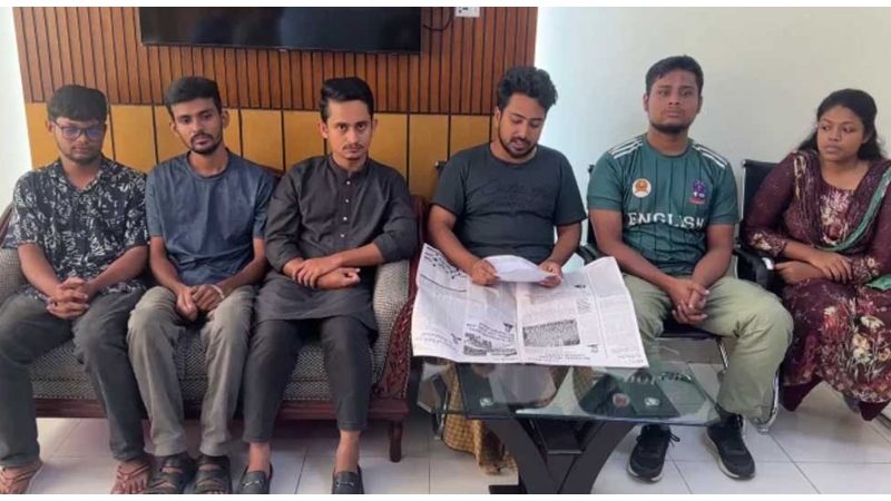 ‘টানা ৩২ ঘণ্টা অনশনে ছিলেন ৬ সমন্বয়ক’