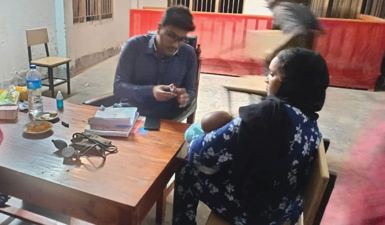 খোকসা ব্লা'ড ডোনার্স ক্লাব'র উদ্যোগে ফ্রি মেডিকেল ও চক্ষু ক্যাম্প