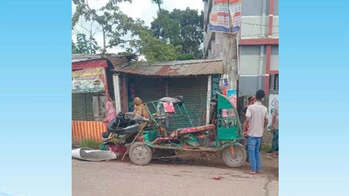 গাজীপুরে ট্রাক-অটোরিকশা সংঘর্ষে নিহত ৩