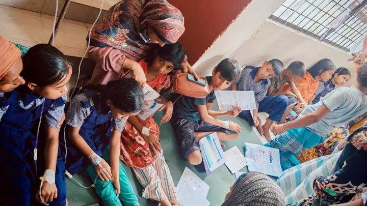 মিড-ডে মিলের খাবার খেয়ে ৫০ শিক্ষার্থী হাসপাতালে