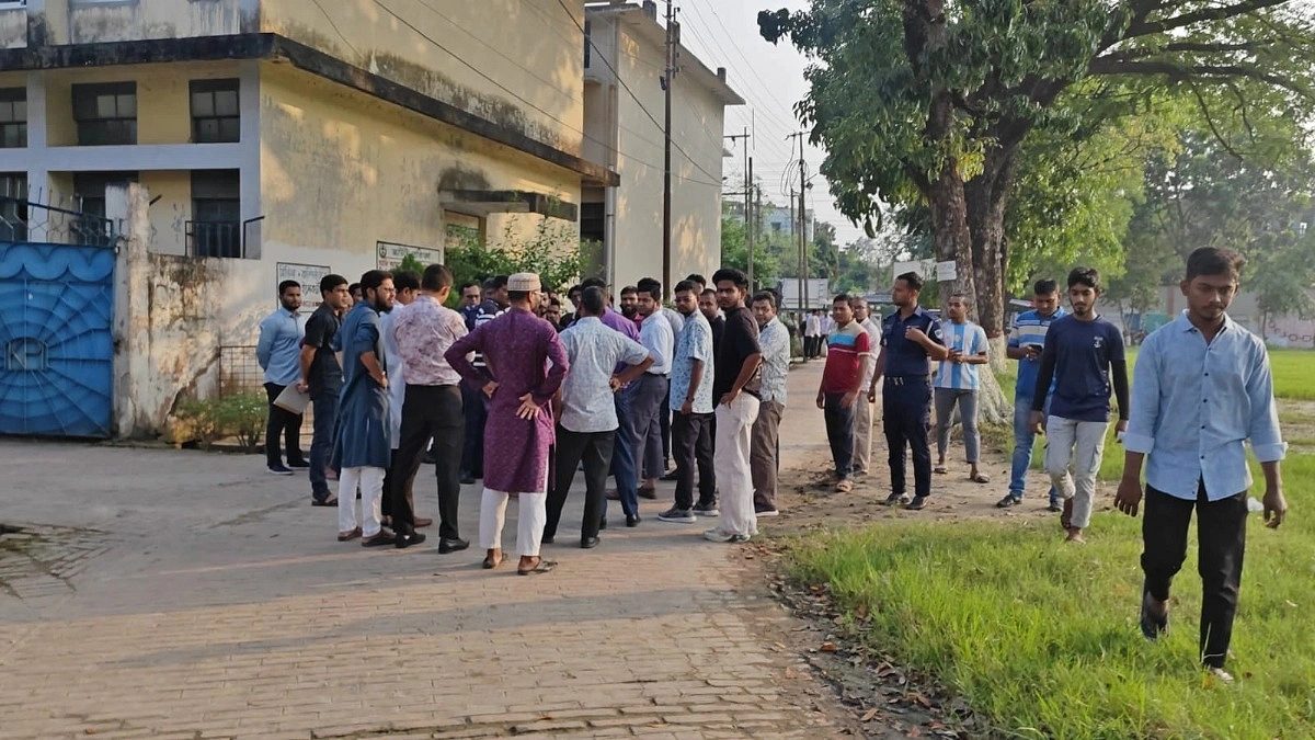 মিছিলকে কেন্দ্র করে কুষ্টিয়া পলিটেকনিকে ছাত্রদল-শিবির সংঘর্ষ
