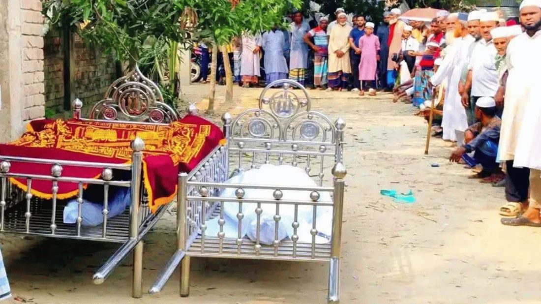 স্ত্রীর লাশ রেখে নামাজ পড়তে গিয়ে মসজিদেই স্বামীর মৃত্যু