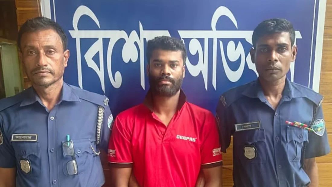 অস্ত্র হাতে ভাইরাল হওয়া সেই ‘বুলেট শিবলু’ গ্রেপ্তার