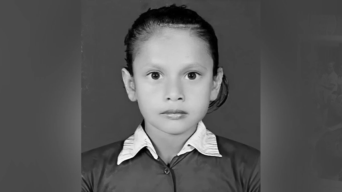 স্কুলে অসুস্থ হয়ে দ্বিতীয় শ্রেণির শিক্ষার্থীর মৃত্যু