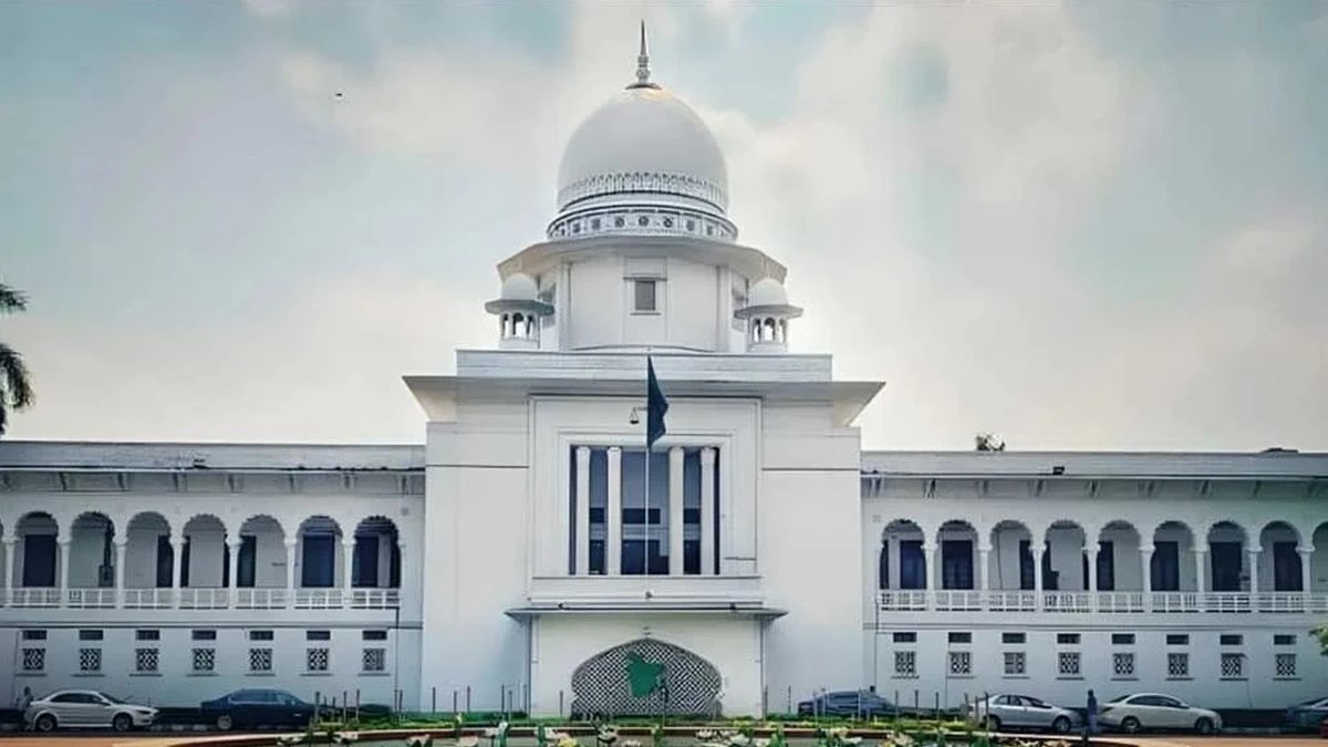 রাতে সুপ্রিম কোর্টে প্রবেশে কড়াকড়ি আরোপ