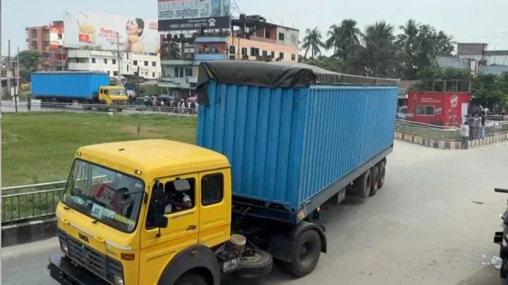 কঠোর নিরাপত্তায় রূপপুর বিদ্যুৎ প্রকল্পে পৌঁছেছে ইউরেনিয়াম