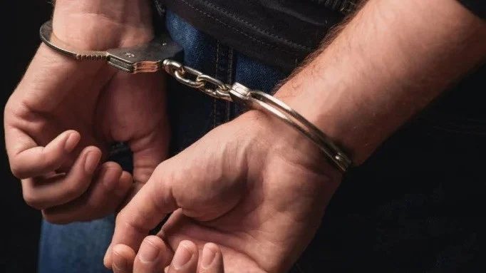 ৭ বছরের শিশুকে যৌন হেনস্তার অভিযোগ, গণধোলাইয়ের পর মাদ্রাসার উপাধ্যক্ষ গ্রেপ্তার