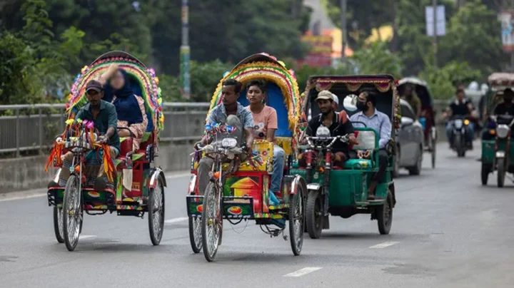 ঢাকায় অটোরিকশা চলবে, তবে প্রধান সড়কে নয়: সড়ক পরিবহনমন্ত্রী