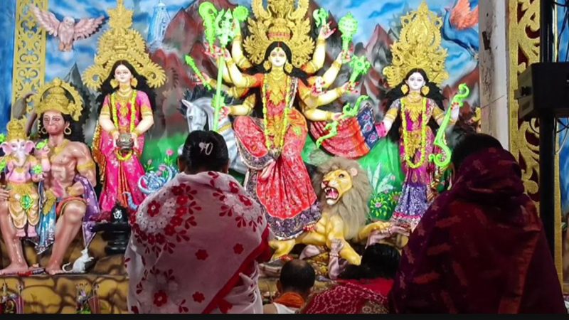 গোপালগঞ্জে মহাষ্টমী ও সন্ধি পূজা অনুষ্ঠিত