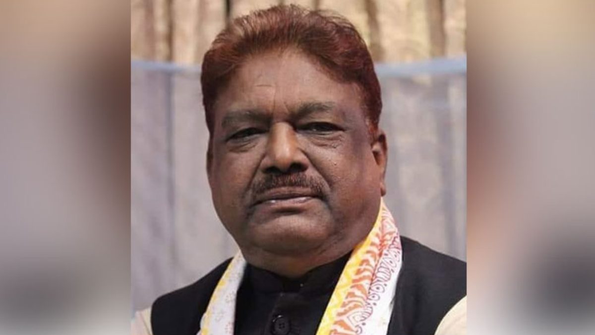 কুষ্টিয়ার সাবেক এমপি আব্দুর রউফ ও স্ত্রীর বিরুদ্ধে দুদকের মামলা