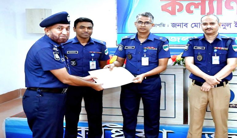 কুষ্টিয়ায় জেলার শ্রেষ্ঠ অফিসার ইনচার্জ মো: জামাল উদ্দিন