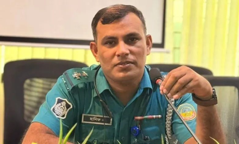 ছিনতাইকারীর ছুরিকাঘাতে পুলিশ কর্মকর্তা আহত