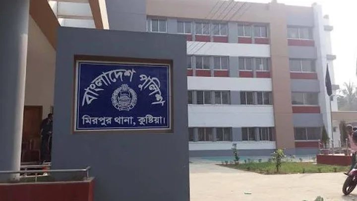 টিকটকে চার কিশোরীর প্রেম, কোরআন ছুঁয়ে দুইজনের ‘বিয়ে’